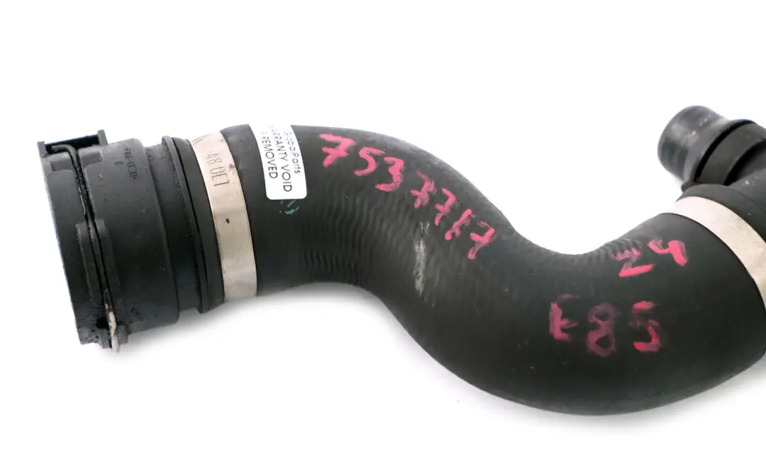 Radiatore Tubo acqua refrigerante per BMW Z4 E85 Roadster Cabrio con numero di parte 7537717 BMW Z4 E85 Roadster Cabrio Radiatore Tubo acqua refrigerante - SKU 7537717 - Numero di parte 7537717