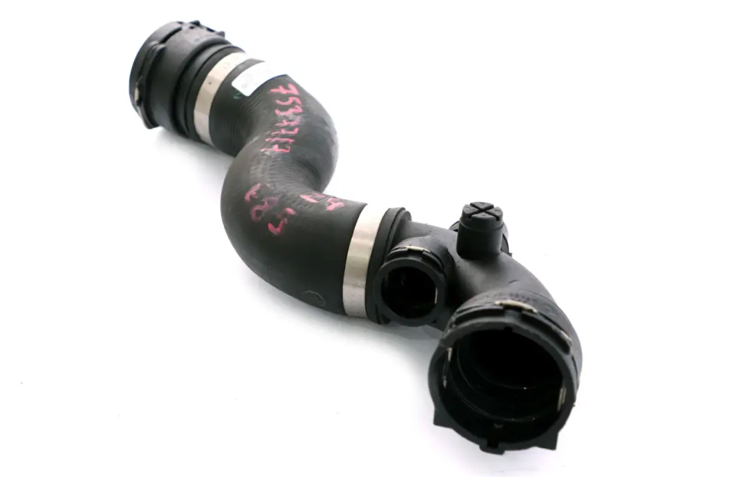 Tuyau d'eau de refroidissement du radiateur pour BMW Z4 E85 Roadster Cabrio à propos du numéro de pièce 7537717 BMW Z4 E85 Roadster Cabrio Tuyau d'eau de refroidissement du radiateur - SKU 7537717 - Numéro de pièce 7537717