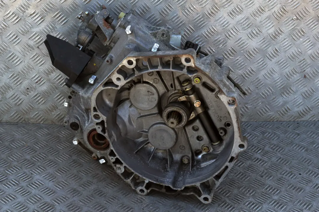 Gang Schaltgetriebe Getriebe 7574847 BKL GARANTIE für Mini Cooper S R53 6 mit Teilenummer 7541423 Mini Cooper S R53 6 Gang Schaltgetriebe Getriebe 7574847 BKL GARANTIE - SKU 7541423 - Teilenummer 7541423