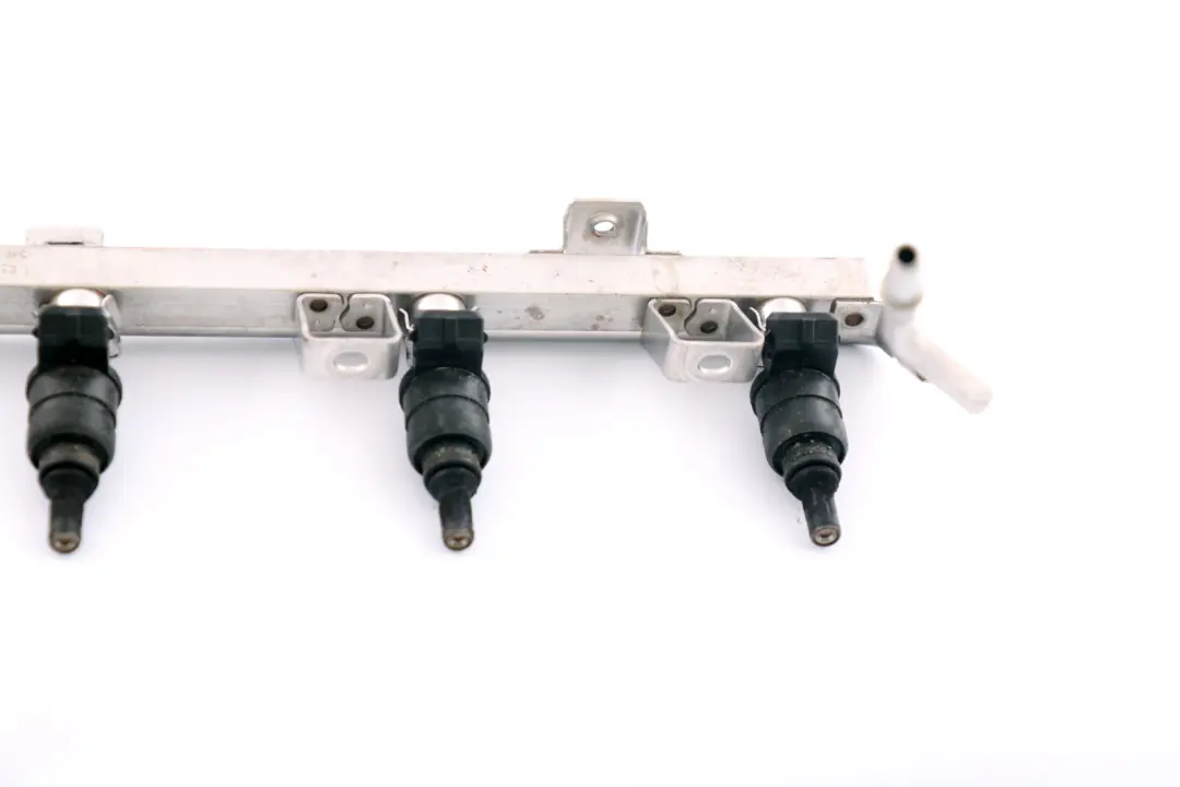 BMW 3 5 7 X3 Series E46 E60 E61 E65 E83 M54 FUEL INJECTOR RAIL WITH INJECTION - SKU 7541452-1 - Part number 7541452