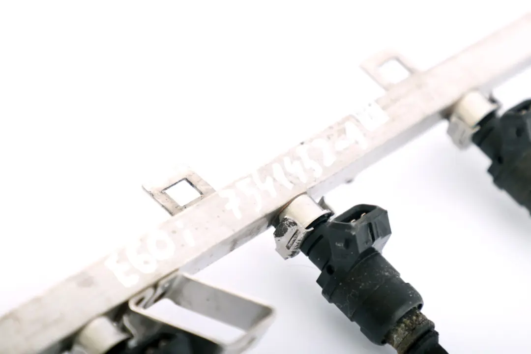 BMW 3 5 7 X3 Series E46 E60 E61 E65 E83 M54 FUEL INJECTOR RAIL WITH INJECTION - SKU 7541452-1 - Part number 7541452
