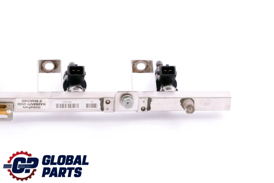 M54 Fuel Injector Rail With Injectors to BMW 3 5 7 X3 Series 1 E46 E60 E61 E65 E83 with Part number 7541452 BMW 3 5 7 X3 Series 1 E46 E60 E61 E65 E83 M54 Fuel Injector Rail With Injectors - SKU 7541452-2 - Part number 7541452