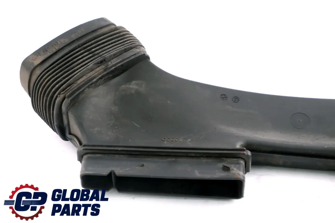 Intake Duct Suction Hood to BMW E90 E91 E92 E93 Air with Part number 7541737 BMW E90 E91 E92 E93 Air Intake Duct Suction Hood - SKU 7541737 - Part number 7541737