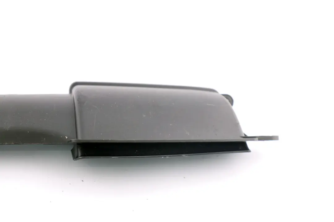 Luft Einlass Ansaug Stutzen Front Haube für BMW E90 E91 E92 E93 mit Teilenummer 7541738 BMW E90 E91 E92 E93 Luft Einlass Ansaug Stutzen Front Haube - SKU 7541738 - Teilenummer 7541738