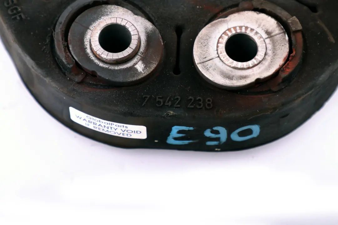 Przegub Łącznik Wału Guma do BMW E60 E61 E81 E90 E90 o numerze 7542238 BMW E60 E61 E81 E90 E90 Przegub Łącznik Wału Guma - SKU 7542238 - Numer Części 7542238