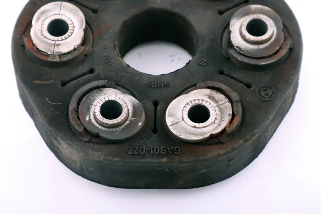 Universal Joint Propshaft para BMW E60 E61 E81 E87 E90 E65 E83 con número de pieza 7542238 BMW E60 E61 E81 E87 E90 E65 E83 Universal Joint Propshaft - SKU 7542238 - Número de pieza 7542238