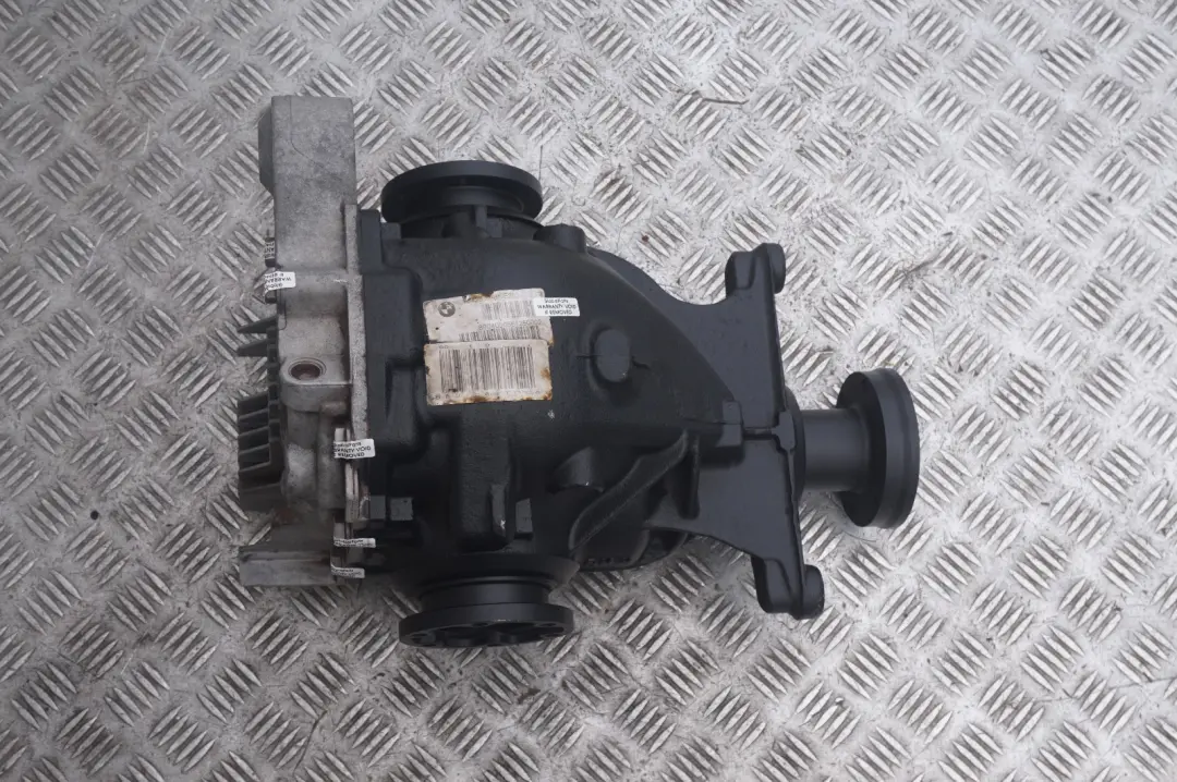 M54 Rear Differential Diff 3,73 Ratio WARRANTY to BMW 5 Series E61 525i with Part number 7542501 BMW 5 Series E61 525i M54 Rear Differential Diff 3,73 Ratio WARRANTY - SKU 7542502 - Part number 7542501