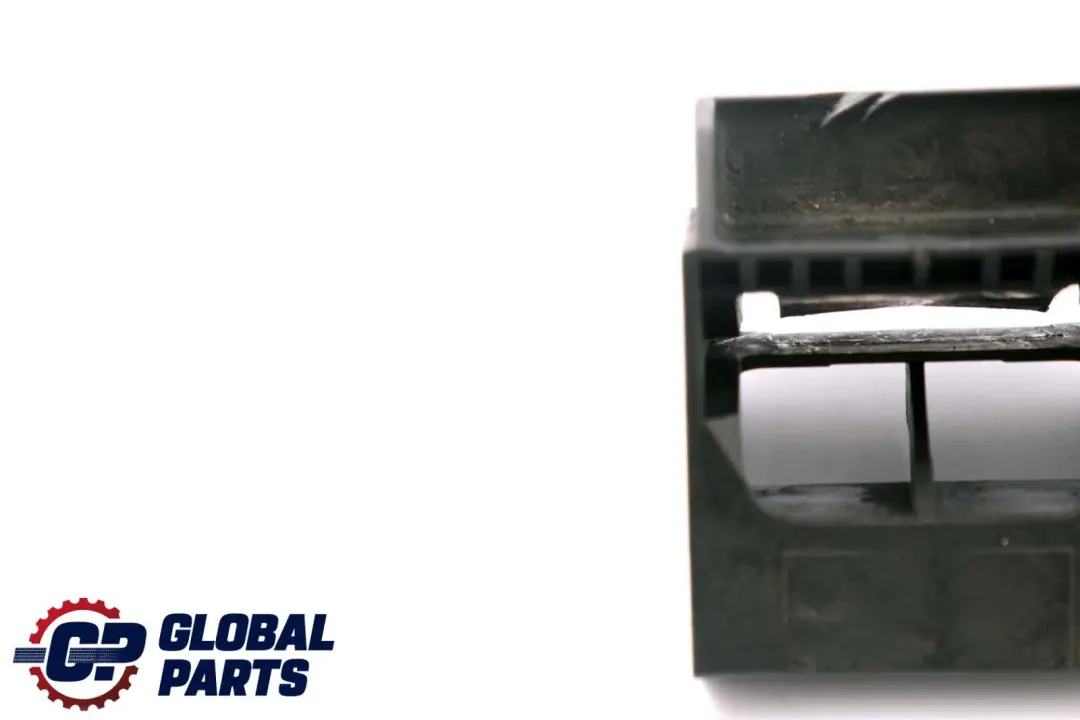 Lower Cooler Bracket Radiator to BMW 5 6 Series E60 E61 E63 Petrol with Part number 7544526 BMW 5 6 Series E60 E61 E63 Petrol Lower Cooler Bracket Radiator - SKU 7544526 - Part number 7544526