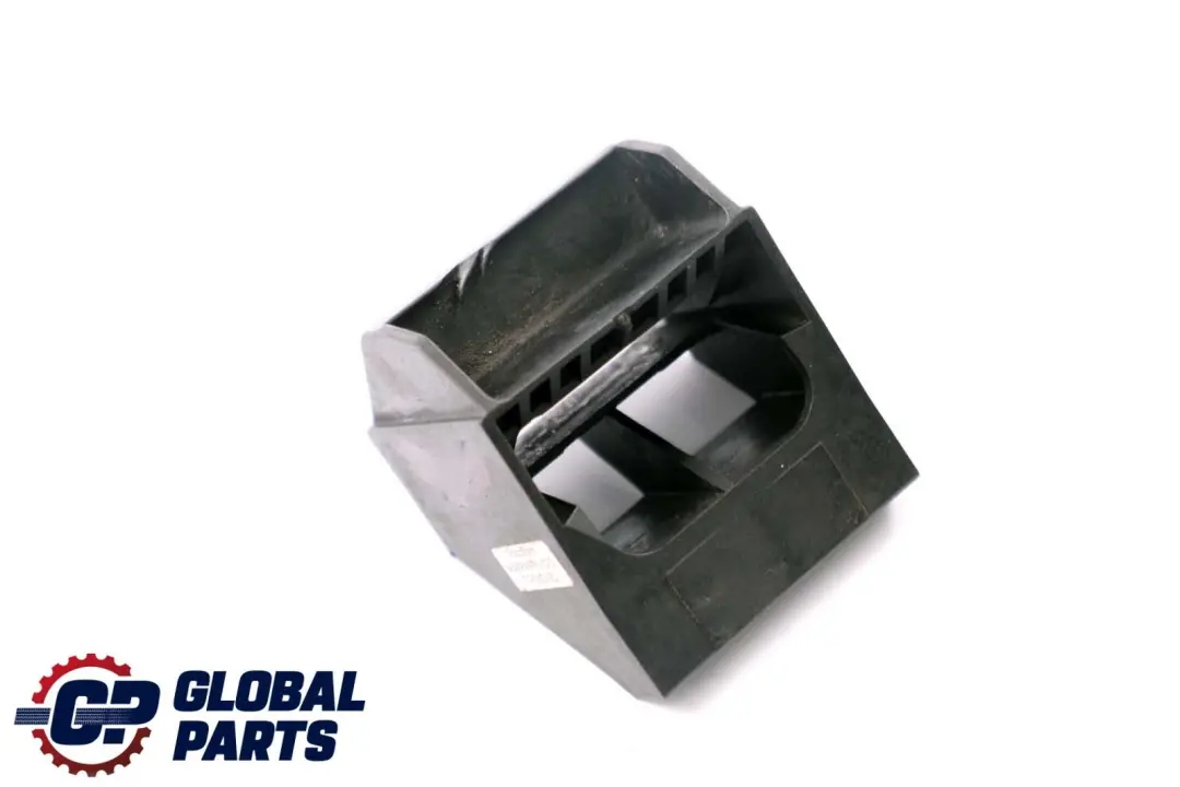 BMW 5 6 Series E60 E61 E63 Petrol Lower Cooler Bracket Radiator - SKU 7544526 - Part number 7544526