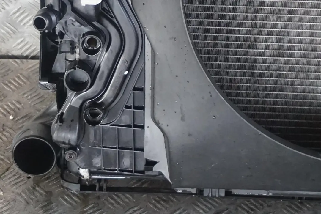 BMW X5 E53 3.0d M57 Radiator Kühler Lüfterzarge Lüfter Automatikgetriebe - SKU 7544668-2 - Teilenummer 7544668