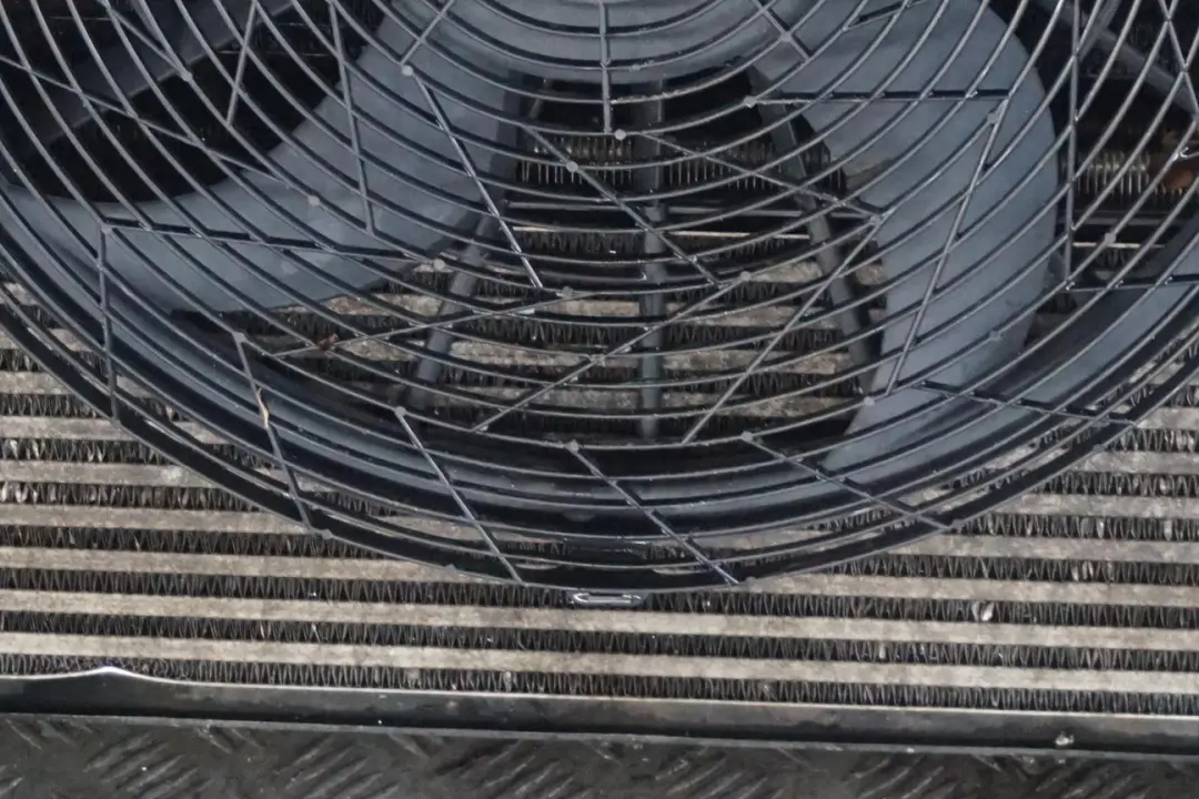 BMW X5 E53 3.0d M57 Radiator Kühler Lüfterzarge Lüfter Automatikgetriebe - SKU 7544668-2 - Teilenummer 7544668