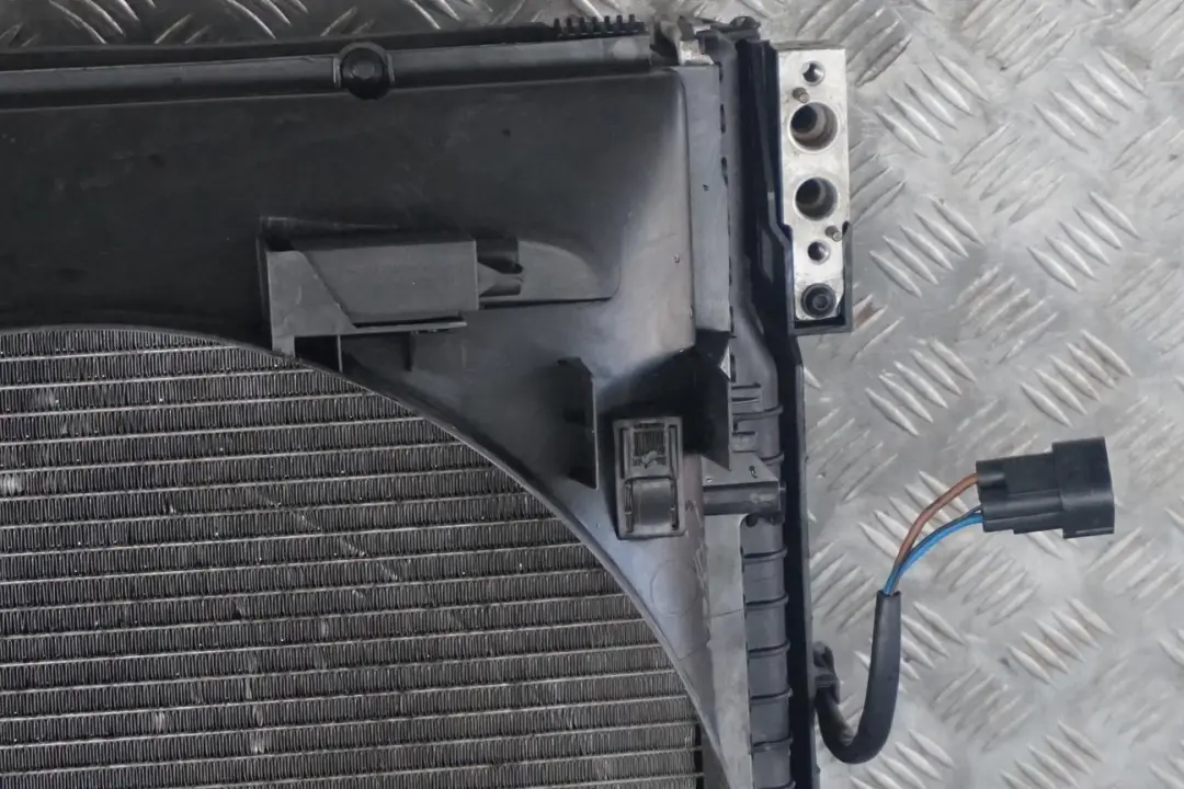 BMW X5 E53 3.0d M57 Radiator Kühler Lüfterzarge Lüfter Automatikgetriebe - SKU 7544668-2 - Teilenummer 7544668