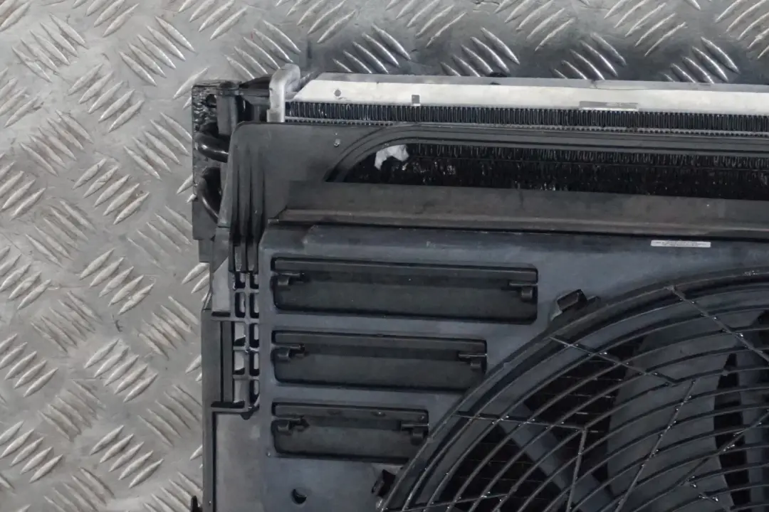 BMW X5 SERIES E53 3.0i 4.4i RADIATOR PACK FAN ENGINE COOLING AUTOMATIC 6921940 - SKU 7544668 - Part number 17107544668
