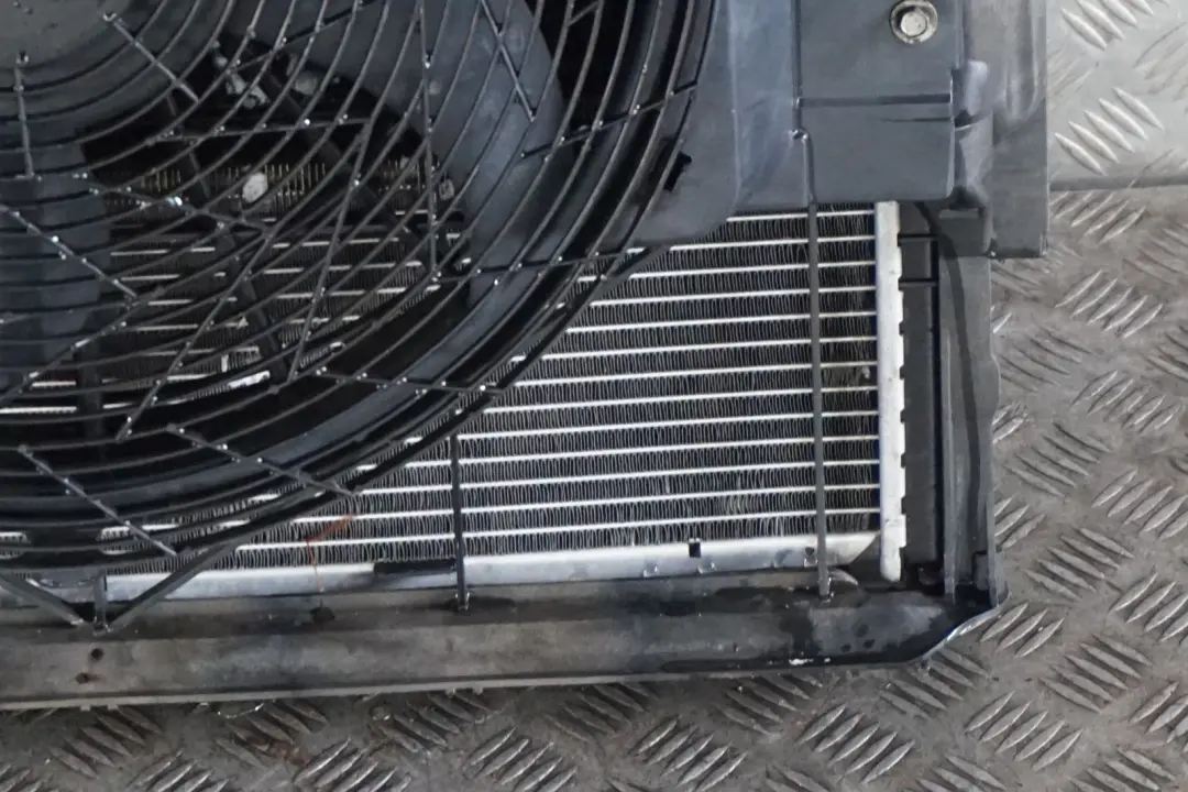 BMW X5 SERIES E53 3.0i 4.4i RADIATOR PACK FAN ENGINE COOLING AUTOMATIC 6921940 - SKU 7544668 - Part number 17107544668