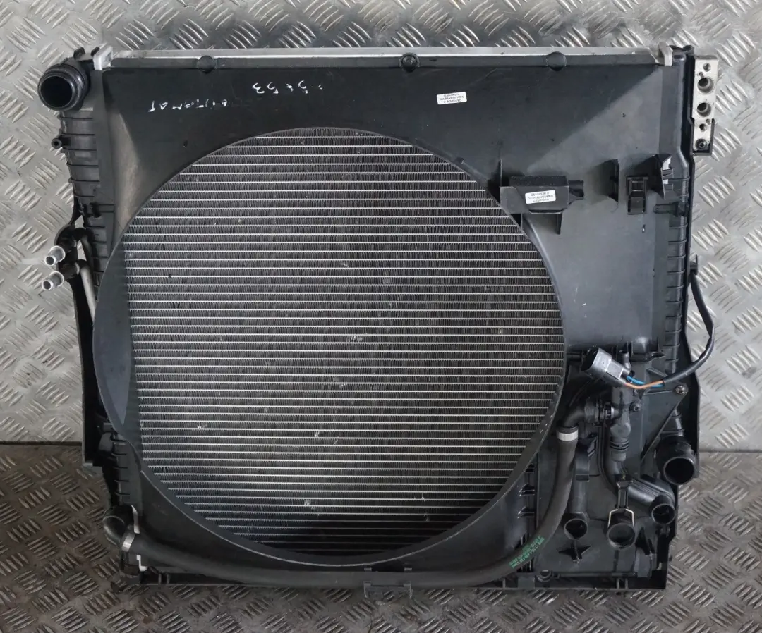 BMW X5 SERIES E53 3.0i 4.4i RADIATOR PACK FAN ENGINE COOLING AUTOMATIC 6921940 - SKU 7544668 - Part number 17107544668
