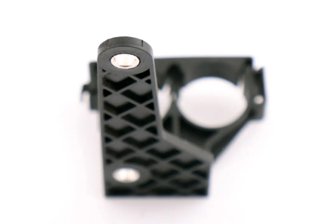 N52 Wspornik Mocowanie Rura Wody do BMW E60 E87 E90 o numerze 7545387 BMW E60 E87 E90 N52 Wspornik Mocowanie Rura Wody - SKU 7545387 - Numer Części 7545387