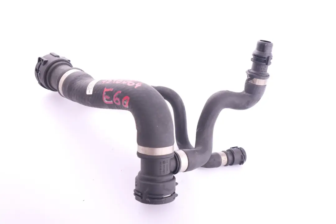 Tubo Refrigerante BMW E60 E61 E63 E64 Manguera Motor Al Radiador Gasolina N52 para con número de pieza 7546064 Tubo Refrigerante BMW E60 E61 E63 E64 Manguera Motor Al Radiador Gasolina N52 - SKU 7546064 - Número de pieza 7546064