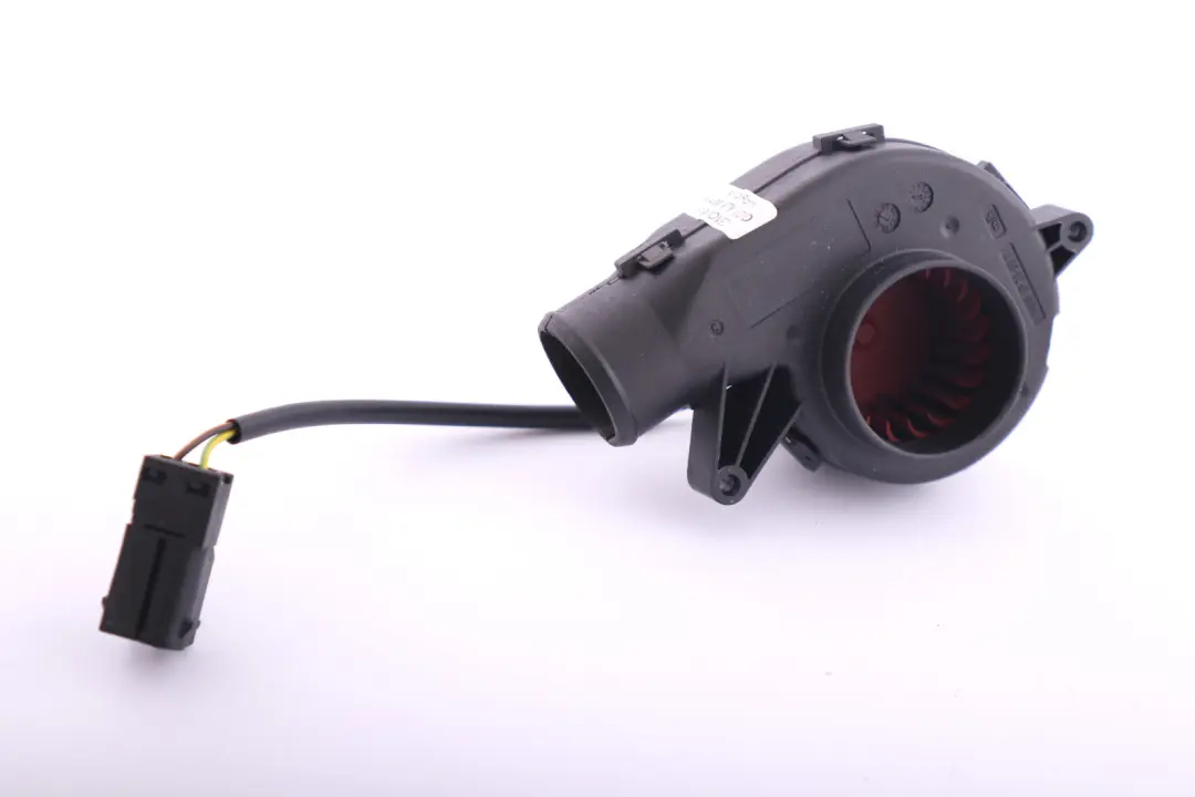 E-box fan to BMW E82 E84 E87N E88 E90 E91 E92 E93 E93 with Part number 7547141 BMW E82 E84 E87N E88 E90 E91 E92 E93 E93 E-box fan - SKU 7547141 - Part number 7547141