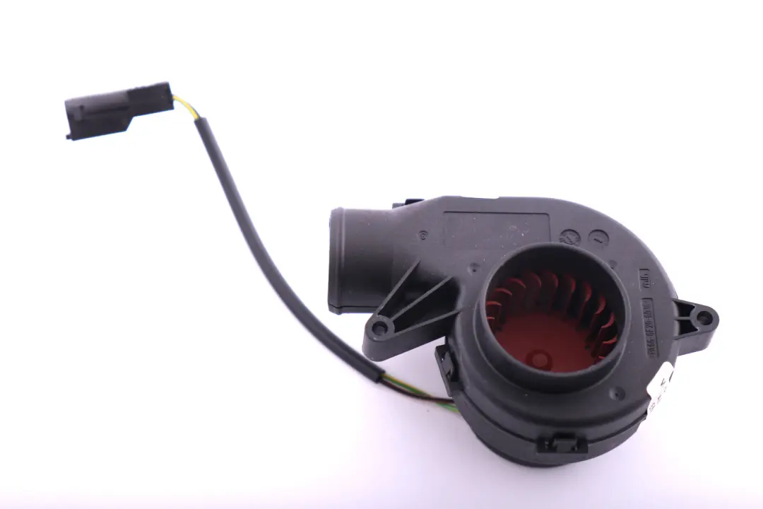 BMW 1 X1 E82 E84 E87N E88 E90 E91 E92 E93 Ventilador E-box - SKU 7547141 - Número de pieza 7547141