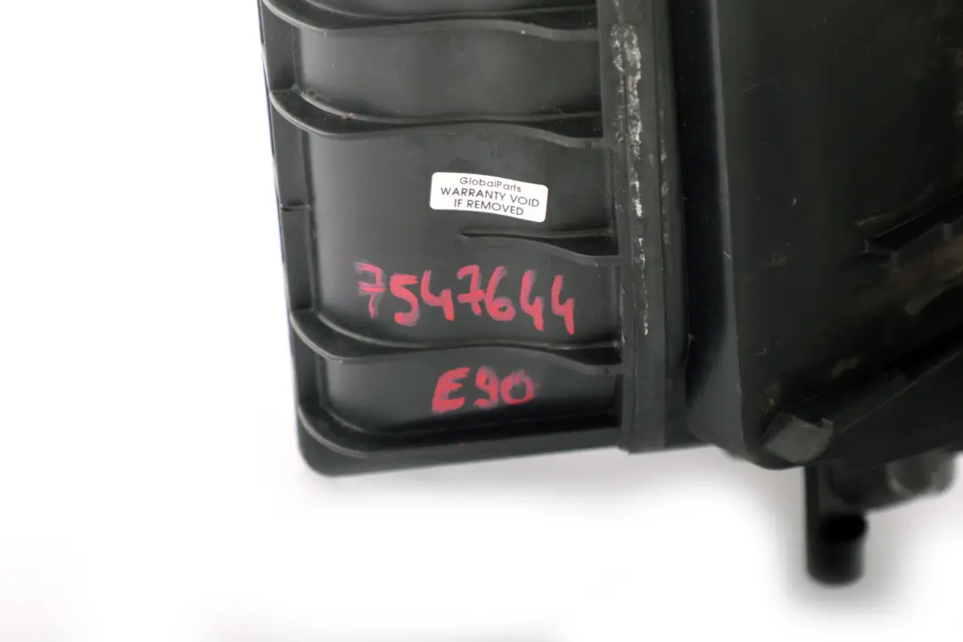 320si Benzin Motor N45 Ansaugleitung Sauganlage Ansaugkrümmer für BMW E90 mit Teilenummer 7547644 BMW E90 320si Benzin Motor N45 Ansaugleitung Sauganlage Ansaugkrümmer - SKU 7547644 - Teilenummer 7547644