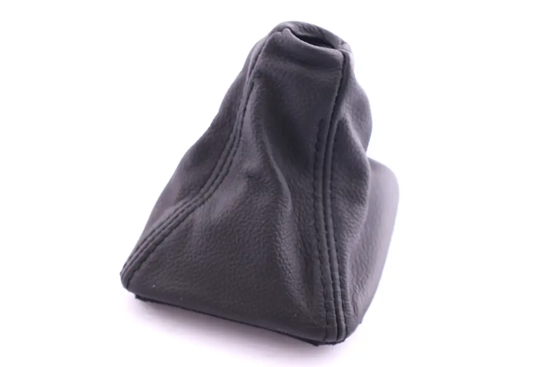 Selector Lever Cover Leather Nasca to BMW 3 Series E90 E91 E92 E93 LCI with Part number 7548042 BMW 3 Series E90 E91 E92 E93 LCI Selector Lever Cover Leather Nasca - SKU rhd-7548042 - Part number 7548042