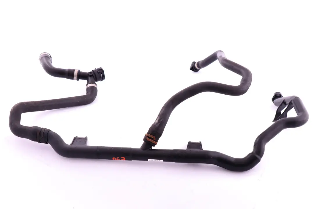 Tubo Flessibile Riscaldamento Ritorno Termostato per BMW E88 E90 E91 E93 con numero di parte 7548221 BMW E88 E90 E91 E93 Tubo Flessibile Riscaldamento Ritorno Termostato - SKU 7548221 - Numero di parte 7548221