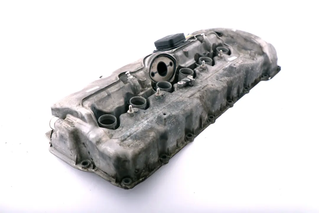 Beznin N52 Capot de Culasse pour BMW E60 E61 E65 E87 E90 E91 à propos du numéro de pièce 7548274 BMW E60 E61 E65 E87 E90 E91 Beznin N52 Capot de Culasse - SKU 7548274 - Numéro de pièce 7548274