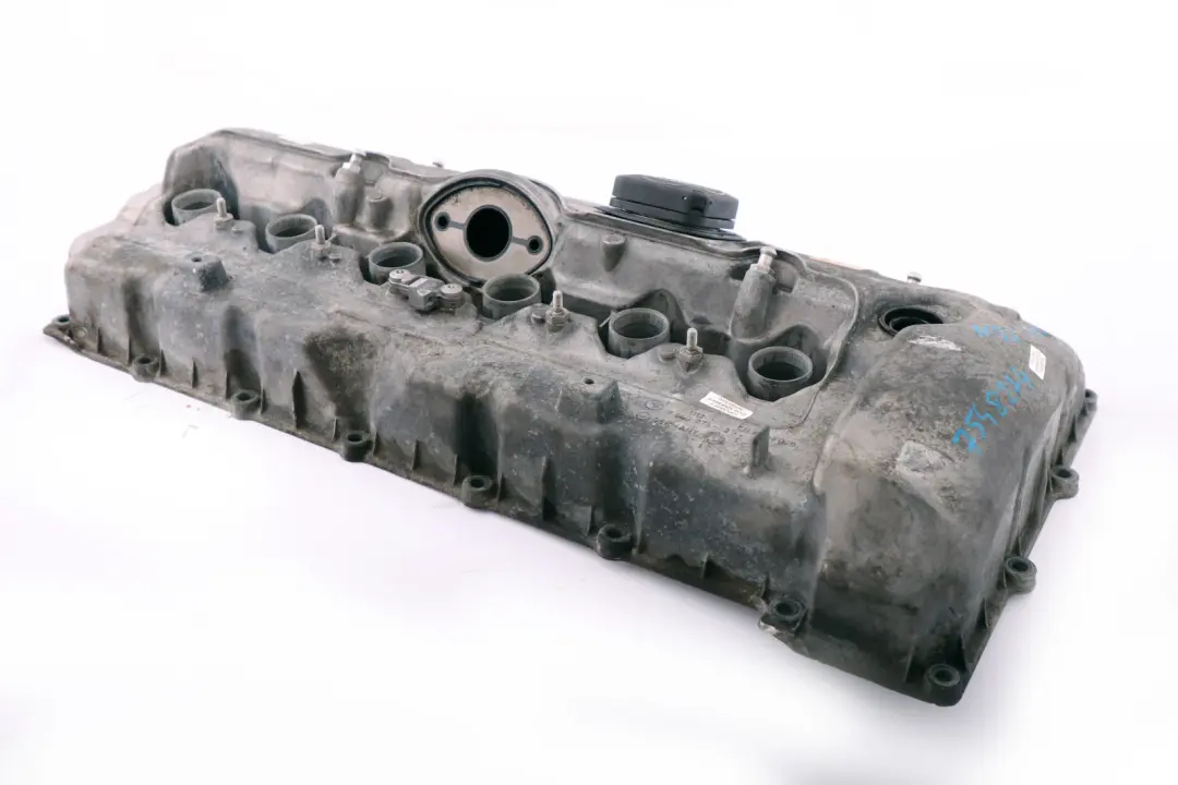 N52 Head Rocker Cylinder Cover to BMW 1 3 5 7 Series E60 E61 E65 E87 E90 E91 Petrol with Part number 7548274 BMW 1 3 5 7 Series E60 E61 E65 E87 E90 E91 Petrol N52 Head Rocker Cylinder Cover - SKU 7548274 - Part number 7548274