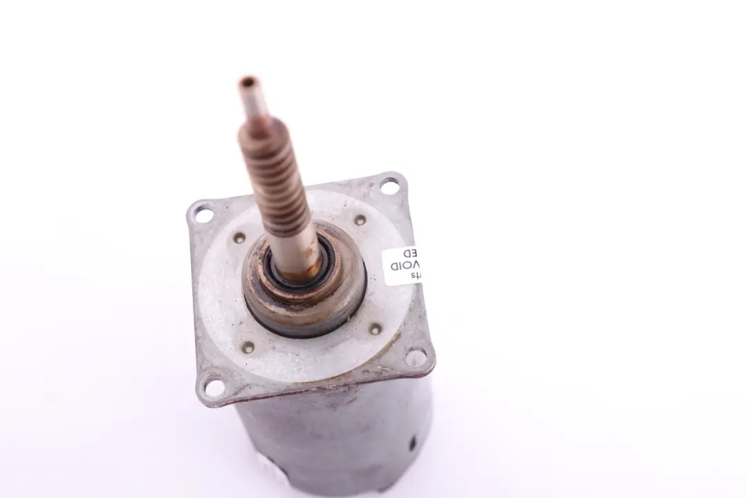 N62 Actuador de la válvula de sincronización Valvetronic para BMW E60 E61 E63 E65 E53 con número de pieza 7548389 BMW E60 E61 E63 E65 E53 N62 Actuador de la válvula de sincronización Valvetronic - SKU 7548389 - Número de pieza 7548389