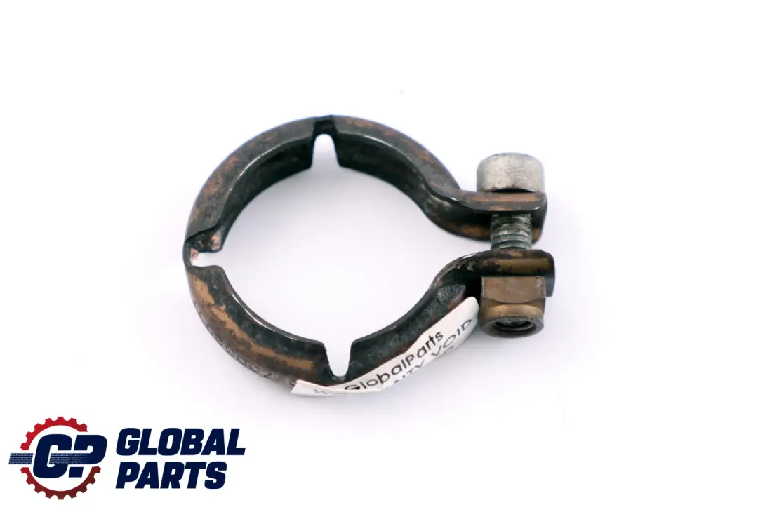 Morsetto di scarico motore a benzina per BMW E60 E61 E81 E87 E90 LCI F10 F11 con numero di parte 7548418 BMW E60 E61 E81 E87 E90 LCI F10 F11 Morsetto di scarico motore a benzina - SKU 7548418 - Numero di parte 7548418