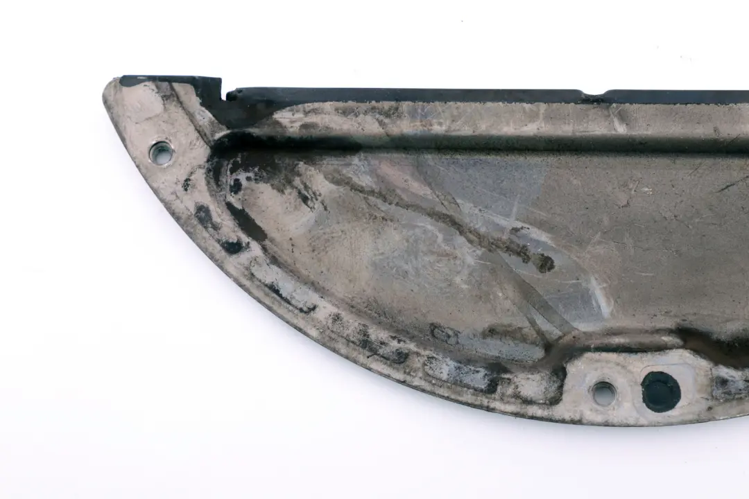 Piastra Copertura Cambio Manuale Rivestita In Gomma per BMW E87 E90 con numero di parte 7549314 BMW E87 E90 Piastra Copertura Cambio Manuale Rivestita In Gomma - SKU 7549314 - Numero di parte 7549314