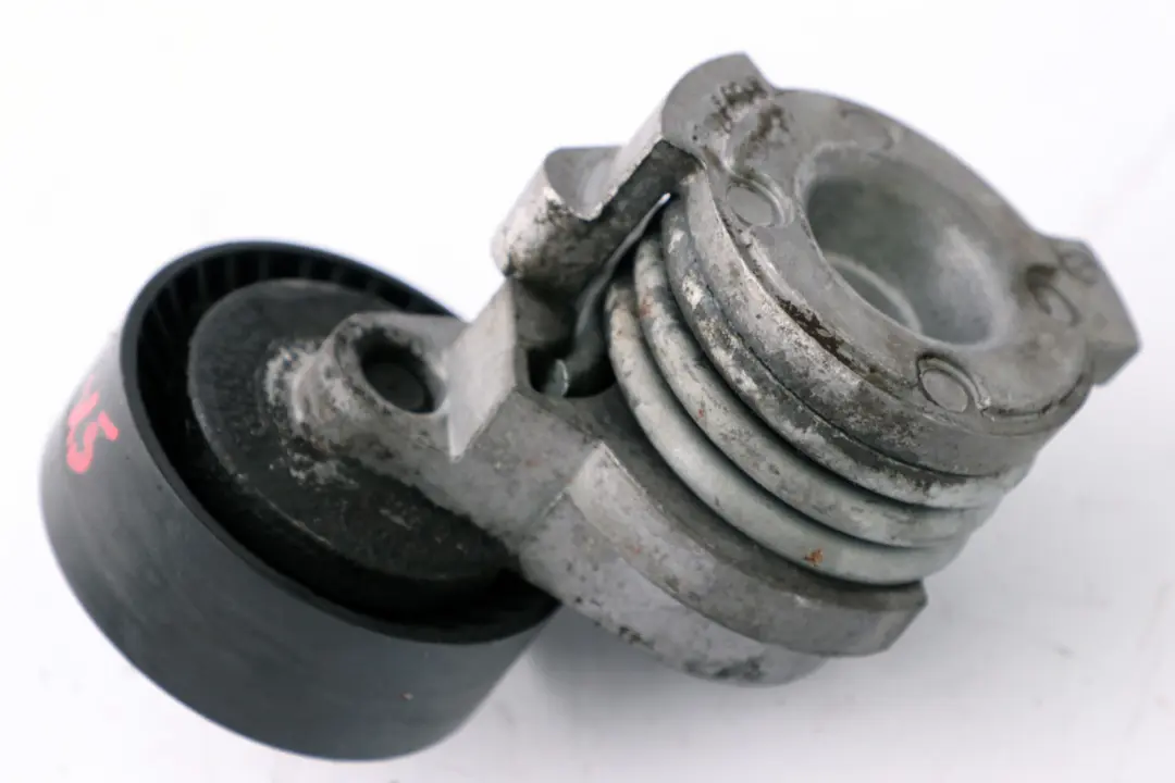 Napinacz Paska Pompy Wody 7505224 do BMW E60 E61 E63 o numerze 7549588 BMW E60 E61 E63 Napinacz Paska Pompy Wody 7505224 - SKU 7549588 - Numer Części 7549588