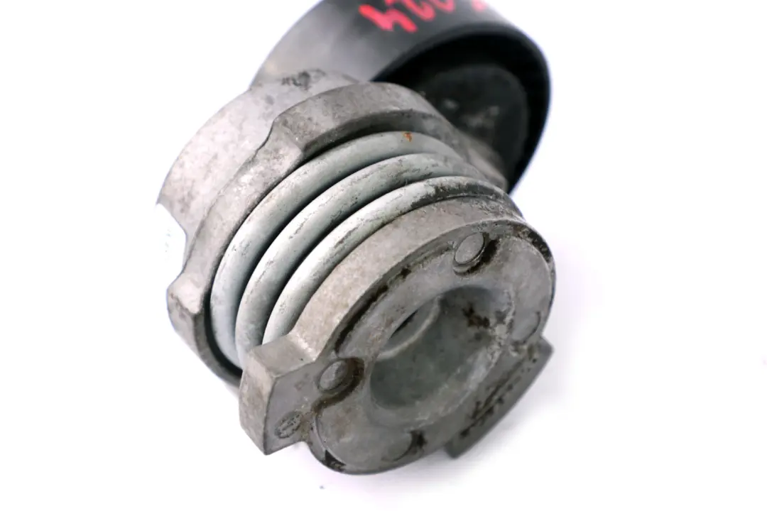 Tendicinghia BMW E60 E61 E63 E53 Pompa Acqua Alternatore Tensione 7505224 per con numero di parte 7549588 Tendicinghia BMW E60 E61 E63 E53 Pompa Acqua Alternatore Tensione 7505224 - SKU 7549588 - Numero di parte 7549588