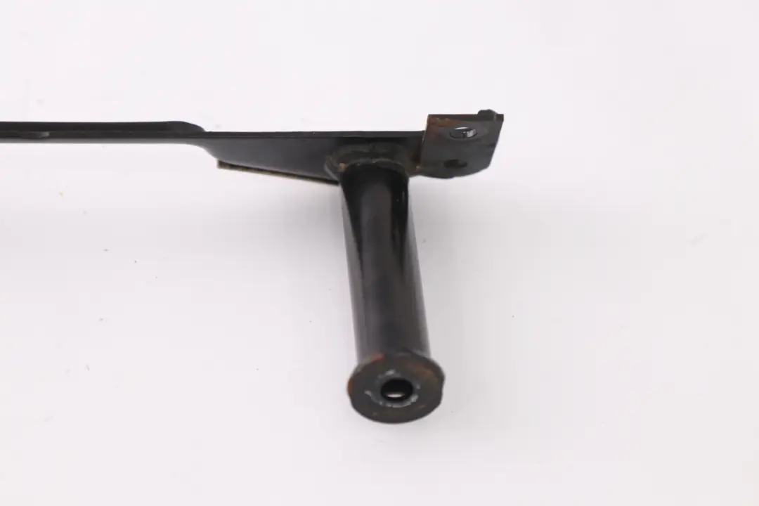 320si Injection Tube Bracket Holder Mounting to BMW E90 with Part number 7549801 BMW E90 320si Injection Tube Bracket Holder Mounting - SKU 7549801 - Part number 7549801