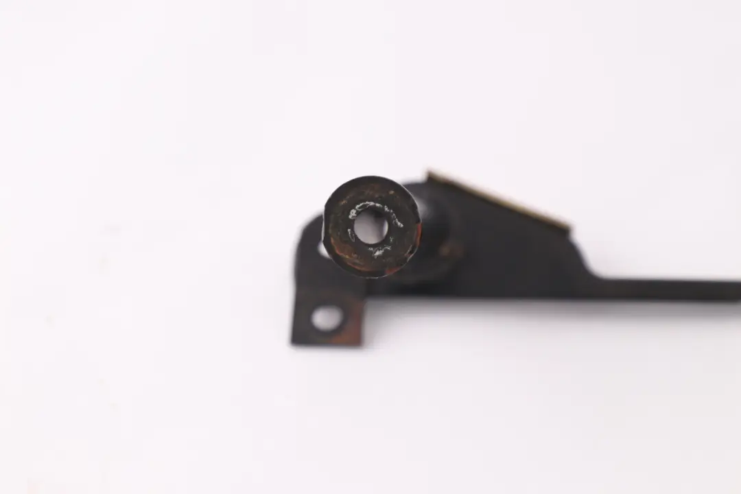 BMW E90 320si Supporto staffa tubo iniezione montaggio - SKU 7549801 - Numero di parte 7549801