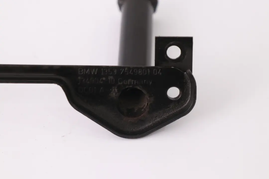 320si Soporte de tubo de inyección de montaje para BMW E90 con número de pieza 7549801 BMW E90 320si Soporte de tubo de inyección de montaje - SKU 7549801 - Número de pieza 7549801