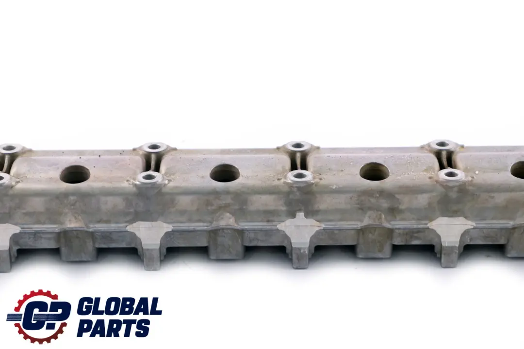 BMW E90 E92 E60 LCI Cojinete Ledge Admision Tapa Culata Motor - SKU 7550913 - Número de pieza 7550913