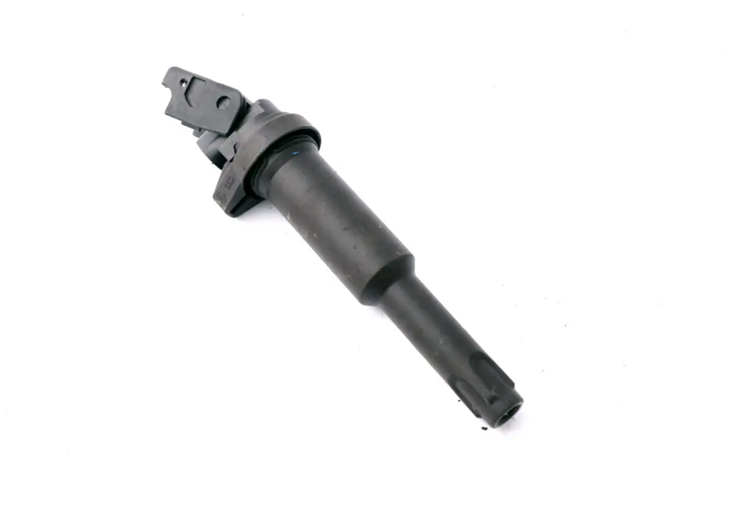 Bobina De encendido para BMW E46 E60 E81 E87 E90 F10 F20 F30 con número de pieza 7551049 BMW E46 E60 E81 E87 E90 F10 F20 F30 Bobina De encendido - SKU 7551049 - Número de pieza 7551049