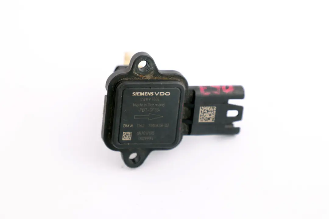 N52 N52N Benzyna Przepływomierz Powietrza do BMW E81 E89 E90 o numerze 7551638 BMW E81 E89 E90 N52 N52N Benzyna Przepływomierz Powietrza - SKU 7551638 - Numer Części 7551638