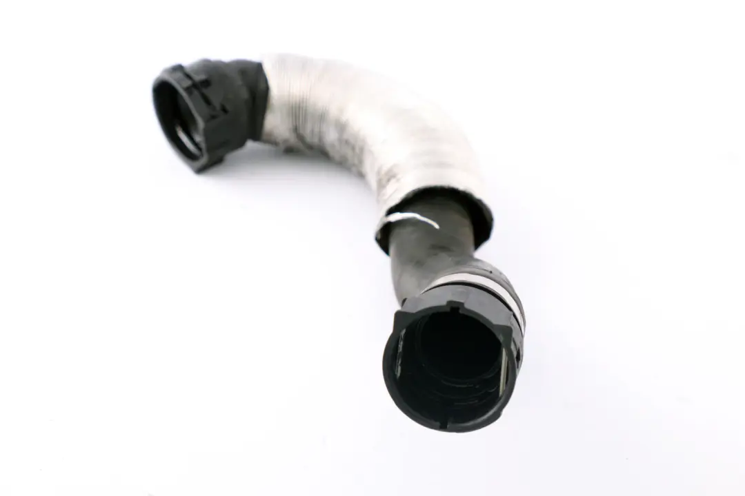 N43 Refrigeracion Radiador Tubo De Agua Gasolina para BMW E81 E82 con número de pieza 17127552404 BMW E81 E82 N43 Refrigeracion Radiador Tubo De Agua Gasolina - SKU 7552404 - Número de pieza 17127552404