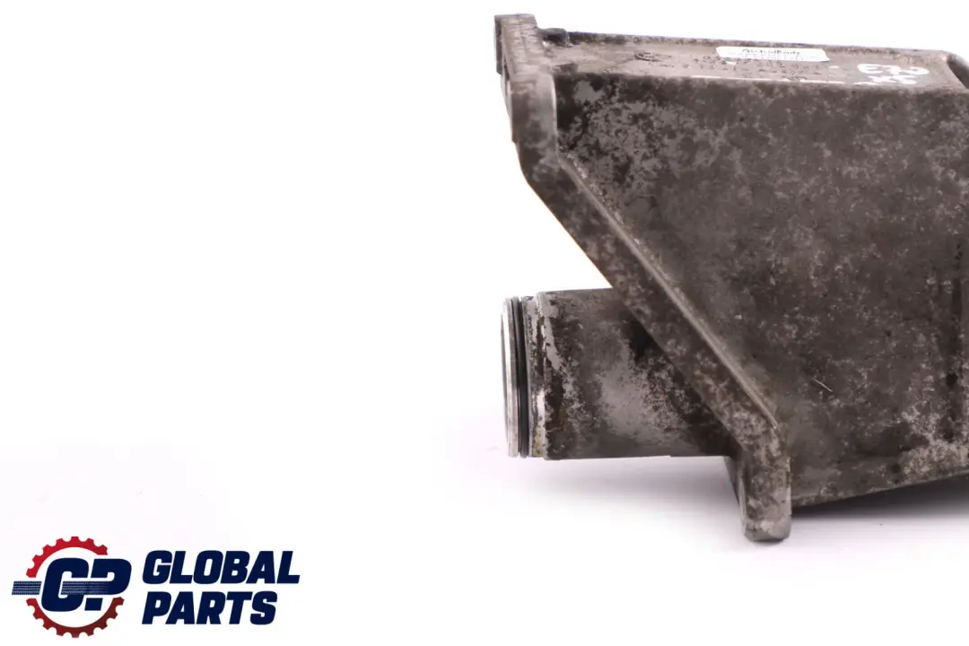 M57N2 Driveshaft Supporting Bracket Front Axle 7552540 to BMW X5 E70 X6 E71 with Part number 7552539 BMW X5 E70 X6 E71 M57N2 Driveshaft Supporting Bracket Front Axle 7552540 - SKU 7552539 - Part number 7552539