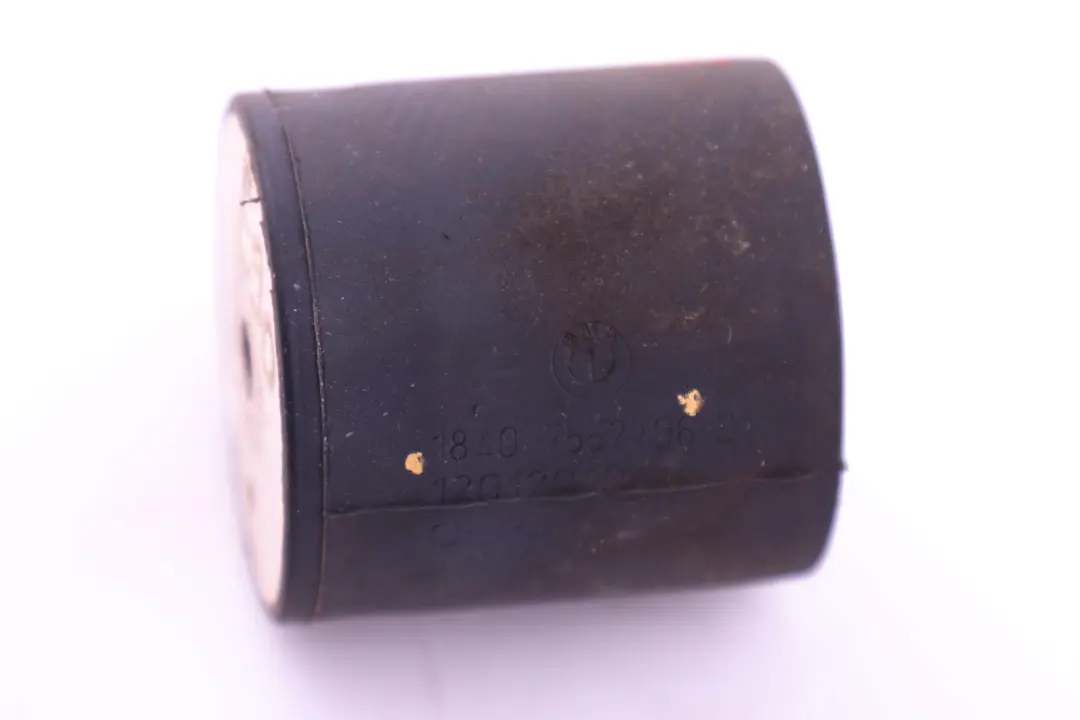 Tłumik Drgań 62 HZ do BMW E81 E87 E90 E91 E92 o numerze 7552796 BMW E81 E87 E90 E91 E92 Tłumik Drgań 62 HZ - SKU 7552796 - Numer Części 7552796