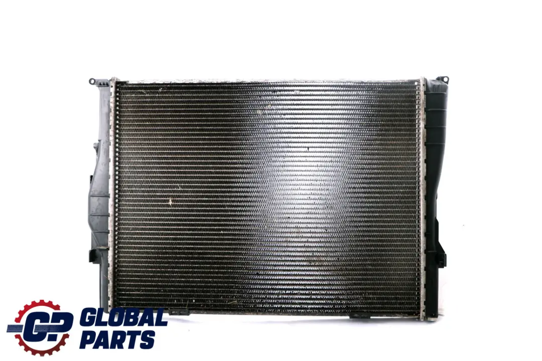 Refrigerante Radiador para BMW E81 E87 E87N E90 E91 E92 E93 LCI Motor con número de pieza 7553111 BMW E81 E87 E87N E90 E91 E92 E93 LCI Motor Refrigerante Radiador - SKU 7553111 - Número de pieza 7553111