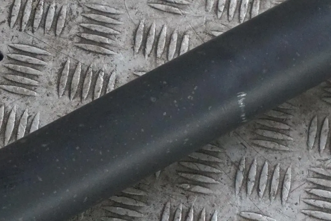 M57N Drive Prop Shaft Propshaft Automatic to BMW 5 E60 E61 525d 530d with Part number 7573581 BMW 5 E60 E61 525d 530d M57N Drive Prop Shaft Propshaft Automatic - SKU 7553557 - Part number 7573581