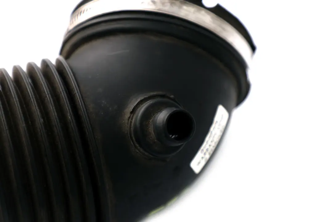 N45N Air Intake Silencer Rubber Boot Pipe to BMW 1 3 Series E87 E90 LCI with Part number 7555289 BMW 1 3 Series E87 E90 LCI N45N Air Intake Silencer Rubber Boot Pipe - SKU 7555289 - Part number 7555289