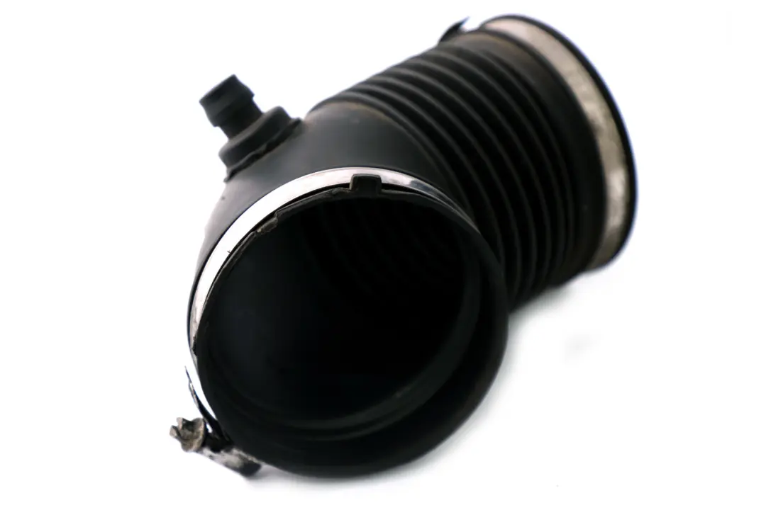 N45N Bellow Silencieux D'Admission pour BMW 1 3 Serie E87 E90 LCI à propos du numéro de pièce 7555289 BMW 1 3 Serie E87 E90 LCI N45N Bellow Silencieux D'Admission - SKU 7555289 - Numéro de pièce 7555289