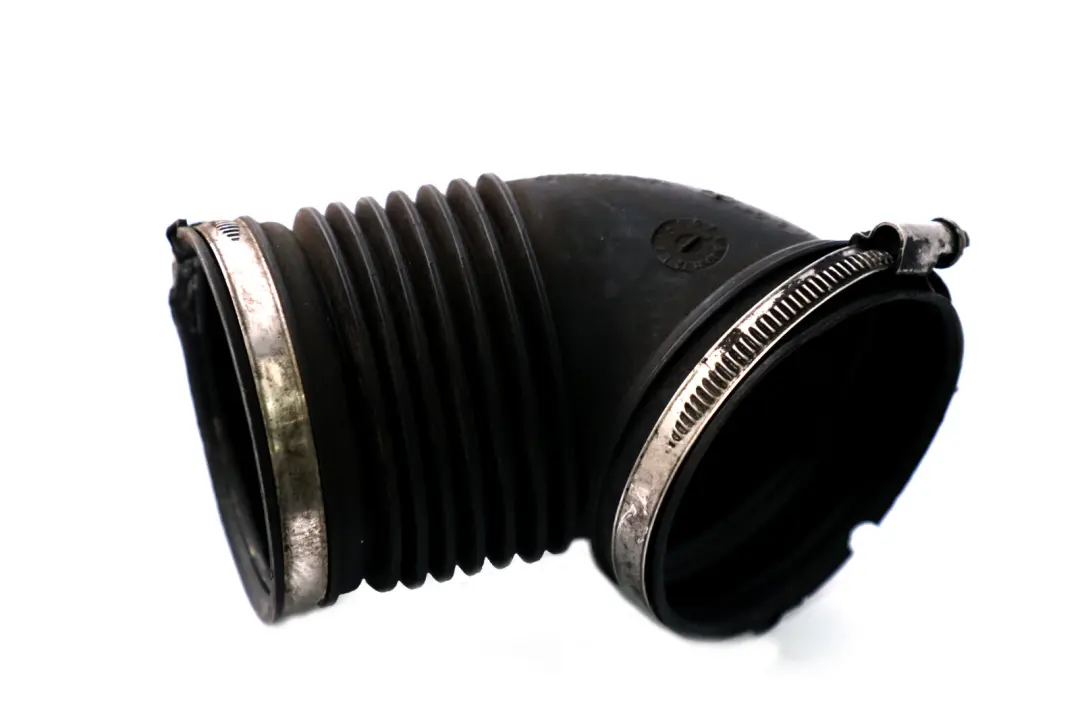 N45N Bellow Silencieux D'Admission pour BMW 1 3 Serie E87 E90 LCI à propos du numéro de pièce 7555289 BMW 1 3 Serie E87 E90 LCI N45N Bellow Silencieux D'Admission - SKU 7555289 - Numéro de pièce 7555289