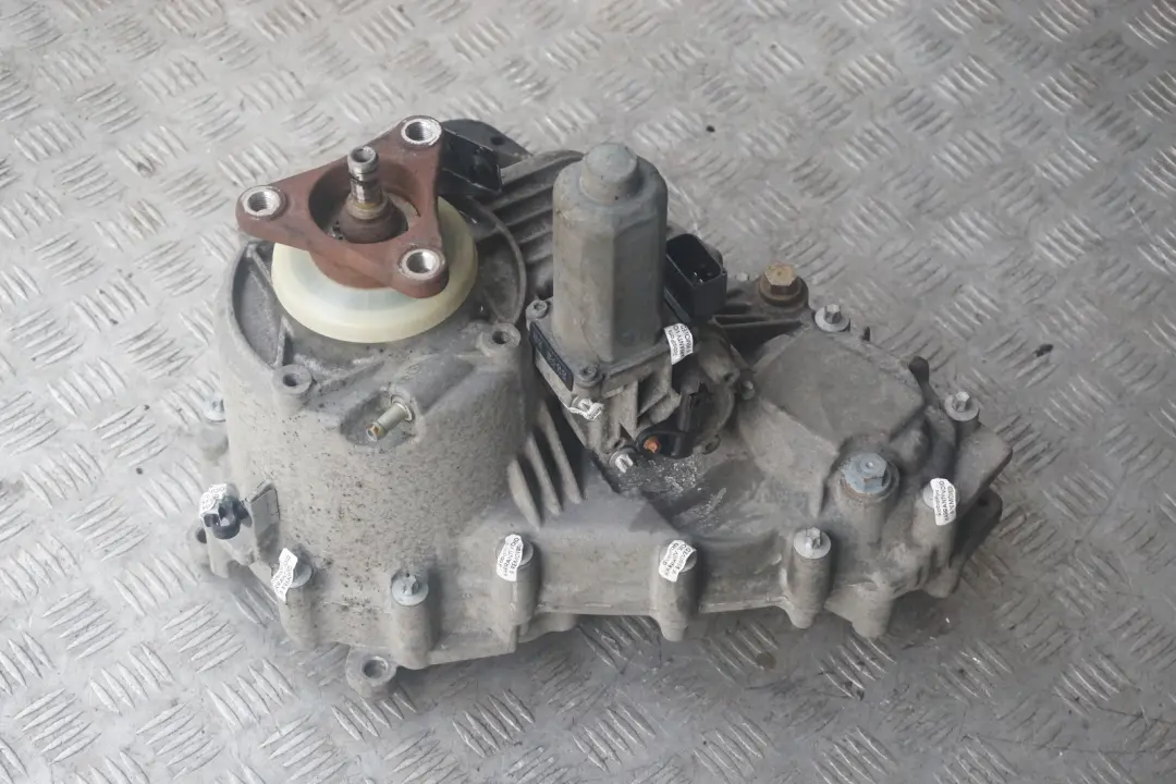 Auxiliary Transmission Transfer Box ATC-400 WARRANTY to BMW X3 Series E83 with Part number 7555293 BMW X3 Series E83 Auxiliary Transmission Transfer Box ATC-400 WARRANTY - SKU 7555293 - Part number 7555293