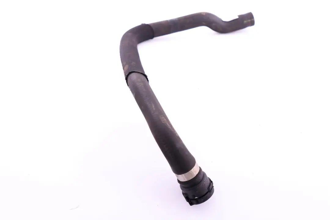 Tubo Zusatzwasserpumpe-Motorvorlauf per BMW E90 con numero di parte 7555342 BMW E90 Tubo Zusatzwasserpumpe-Motorvorlauf - SKU 7555342 - Numero di parte 7555342