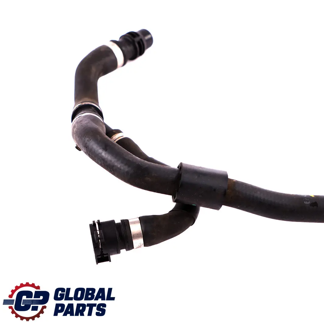 B48X Tubo flessibile ritorno refrigerante radiatore per BMW F30 LCI 330e con numero di parte 7555634 BMW F30 LCI 330e B48X Tubo flessibile ritorno refrigerante radiatore - SKU 7555634 - Numero di parte 7555634